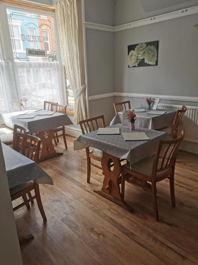 Leeds House Guest House ブリドリントン エクステリア 写真